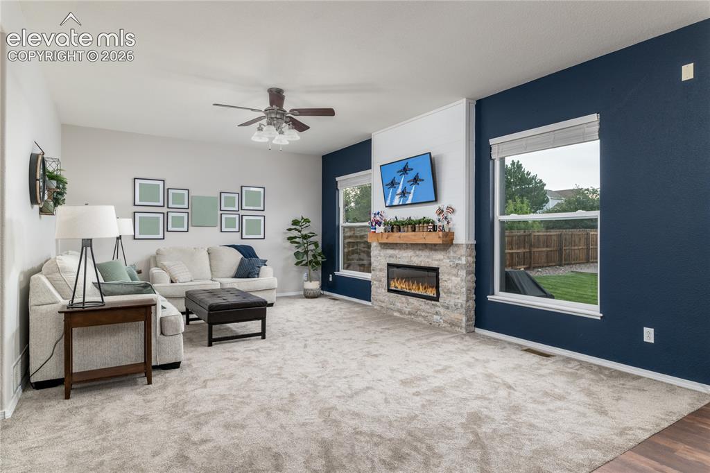 Image 8 of 38: Family Room