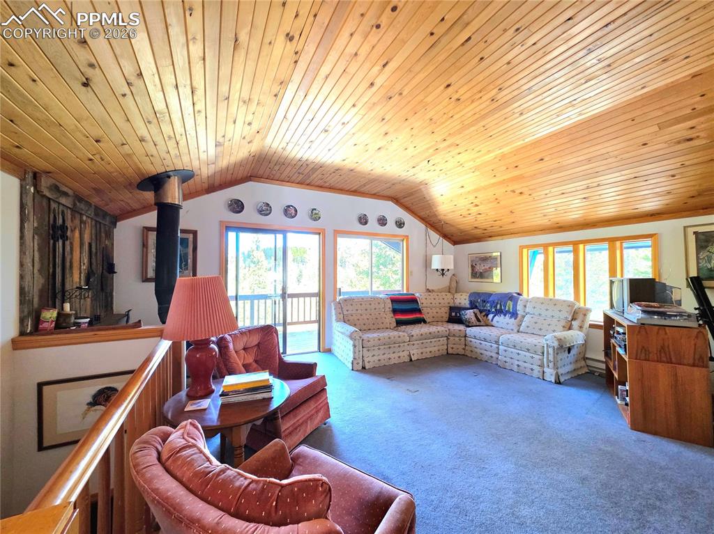 Image 4 of 40: Living Room