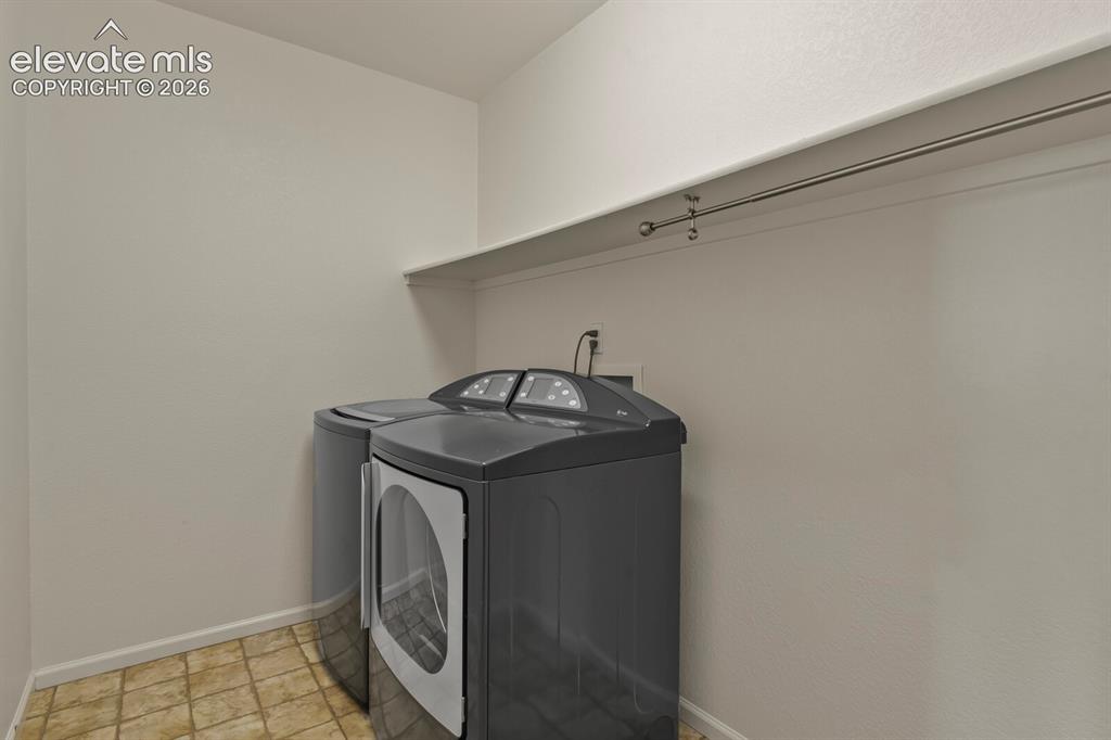 Image 24 of 30: Upstairs laundry