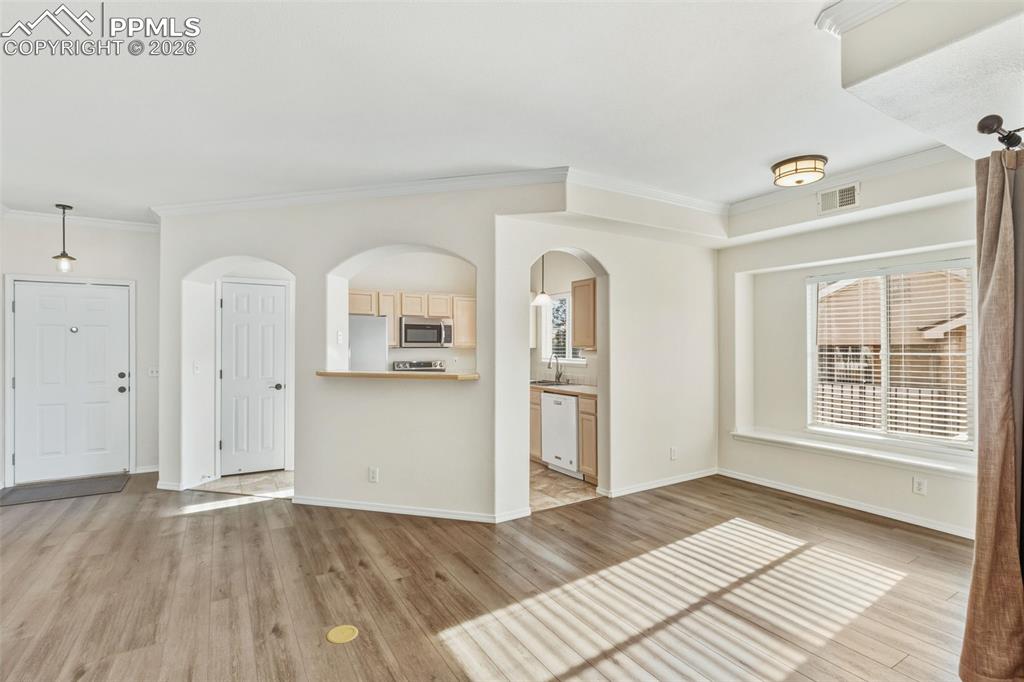 Image 7 of 35: Living Room