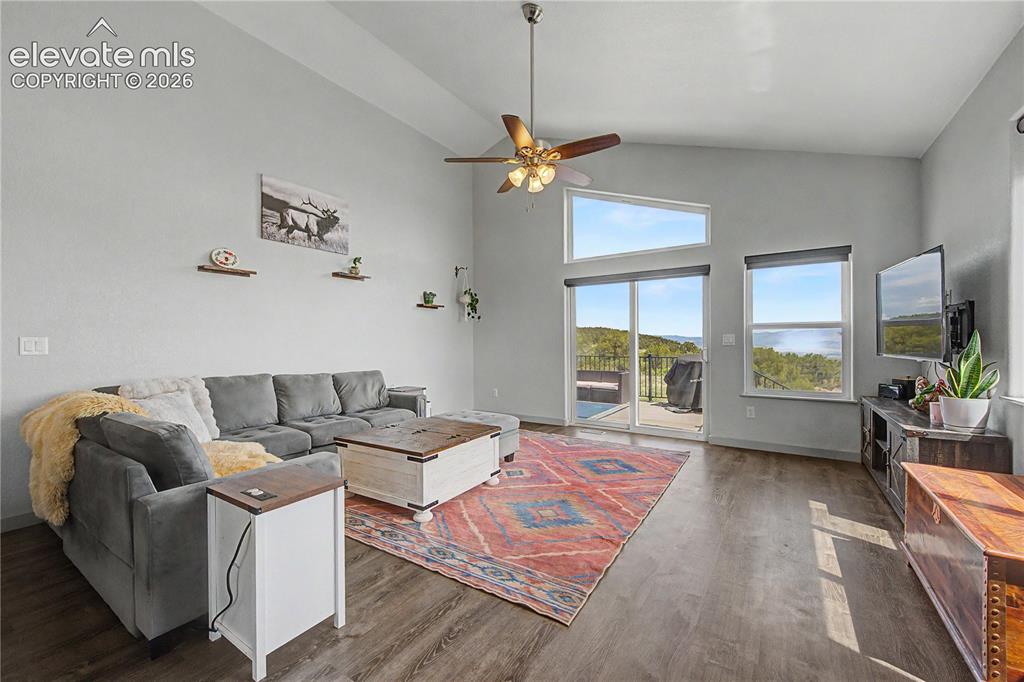 Image 6 of 41: Living Room