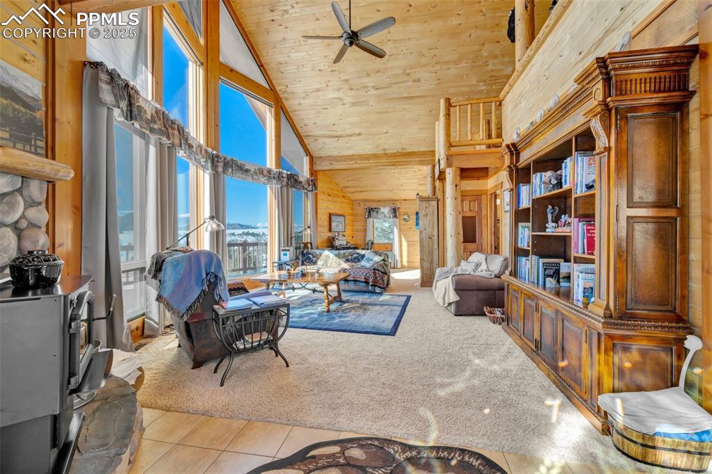 Image 11 of 42: Living Room