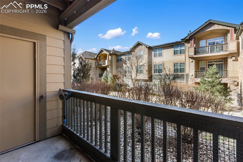 Image 27 of 31: Balcony