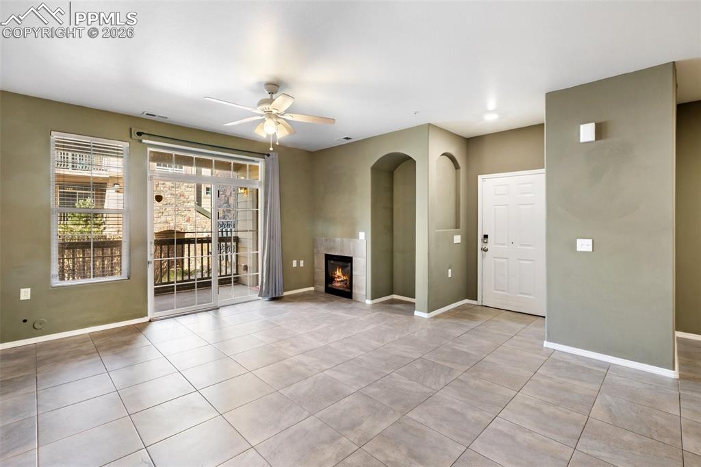 Image 7 of 31: Living Room