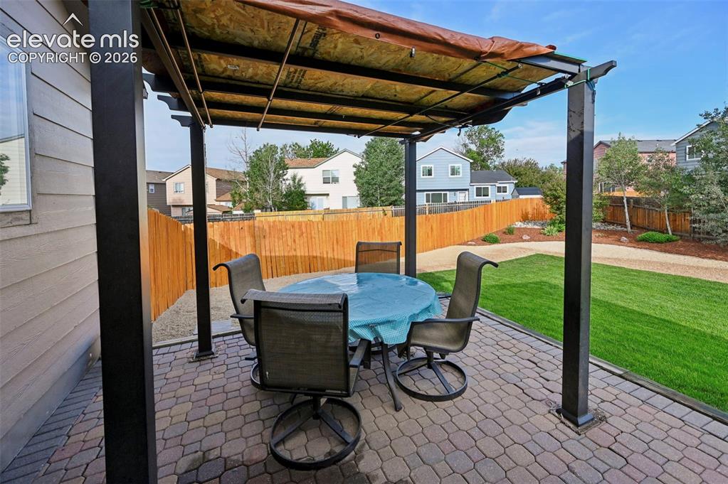 Image 29 of 42: Patio