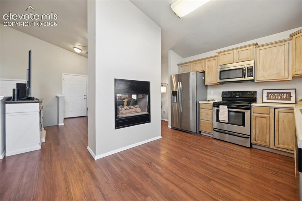 Image 8 of 42: Kitchen