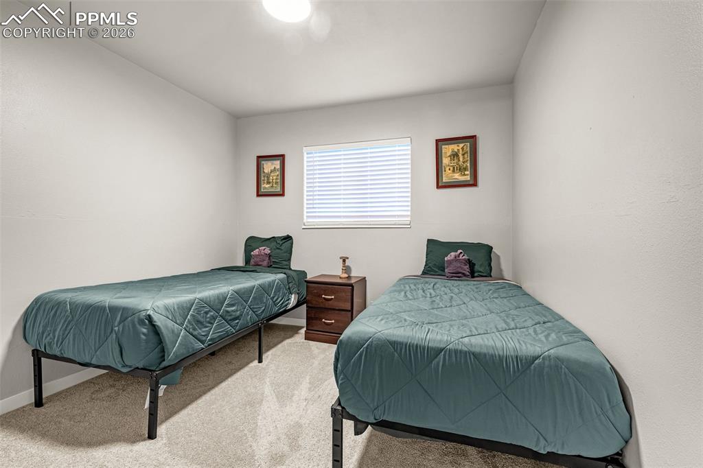Image 10 of 21: Bedroom