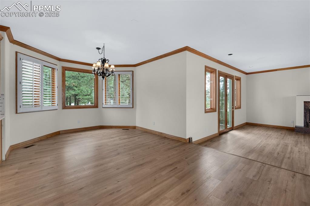 Image 12 of 50: Living Room