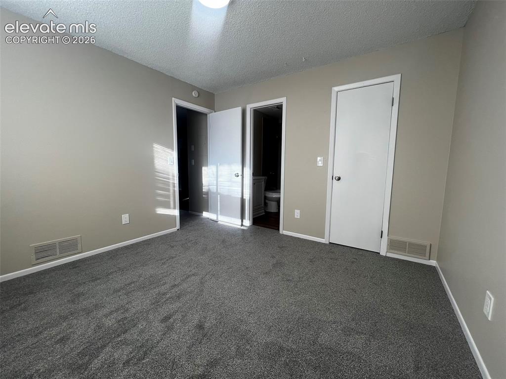 Image 9 of 17: Bedroom