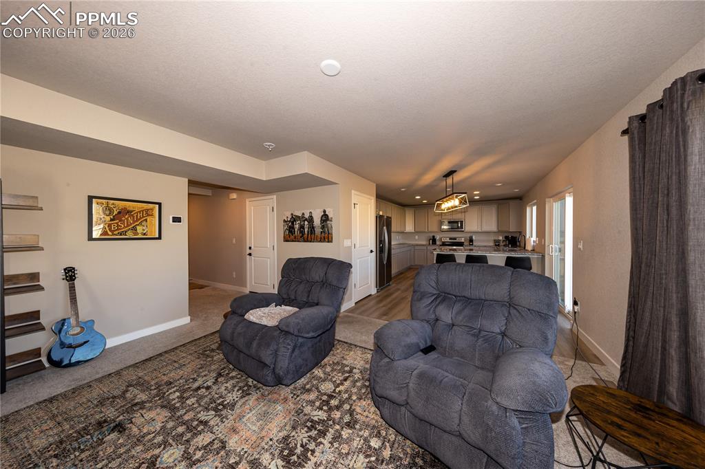 Image 10 of 31: Living Room