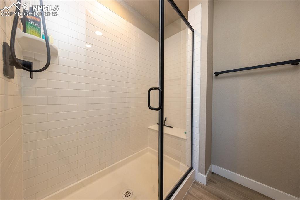 Image 26 of 31: Master Bathroom