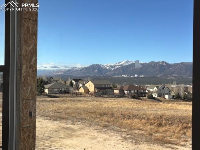 Image 15 of 16: View