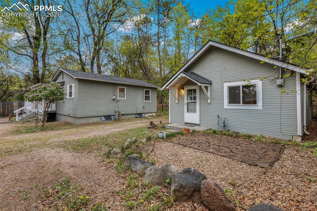 Image 3 of 34: The house to the left is also for sale!