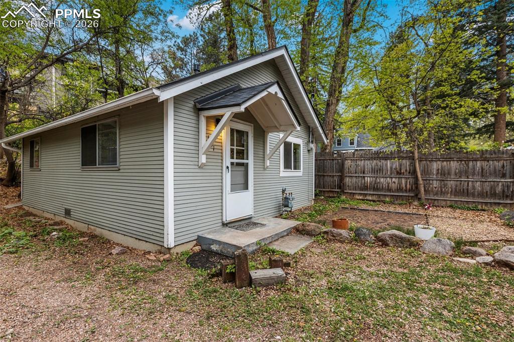 Image 4 of 34: Front of Structure