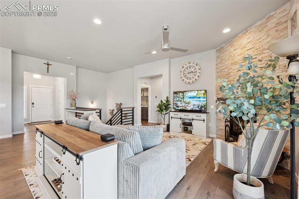 Image 18 of 45: Cozy and spacious!