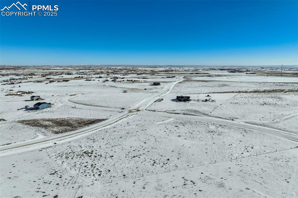 Image 16 of 20: View of snowy aerial view