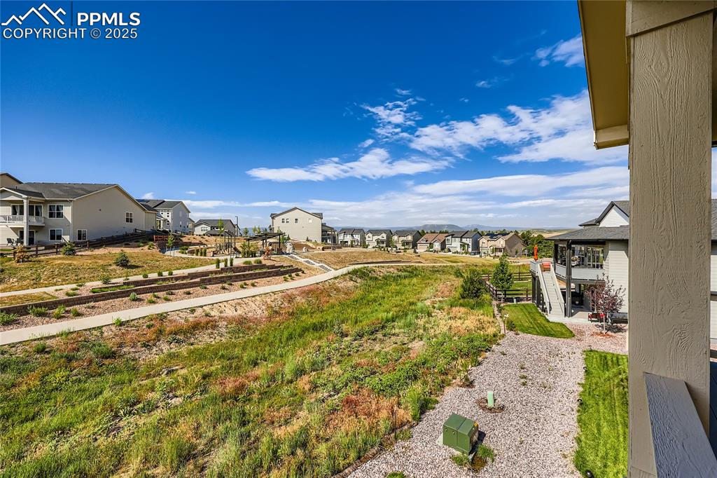 Image 37 of 44: Western view from rear deck