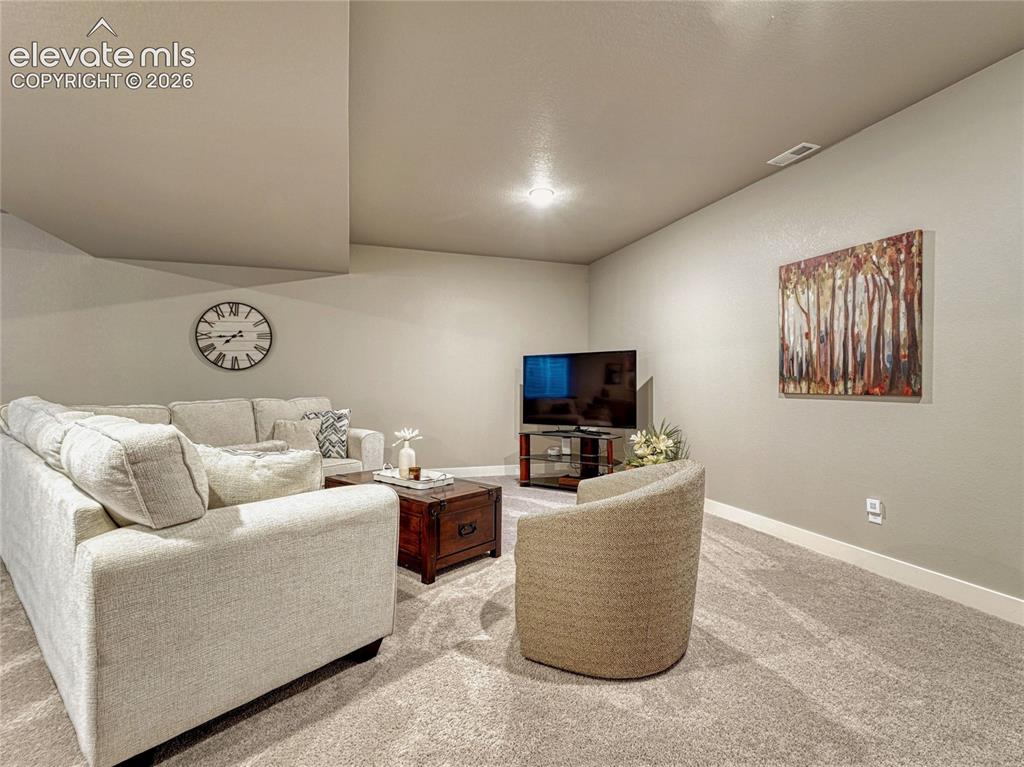 Image 33 of 46: Living Room