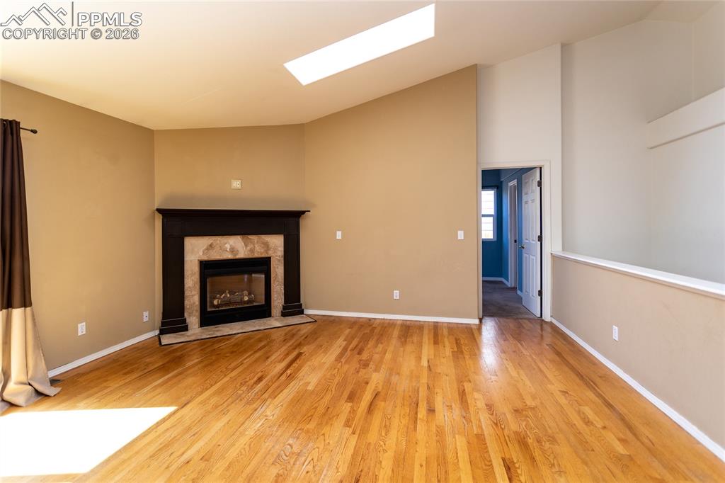 Image 15 of 48: Living Room