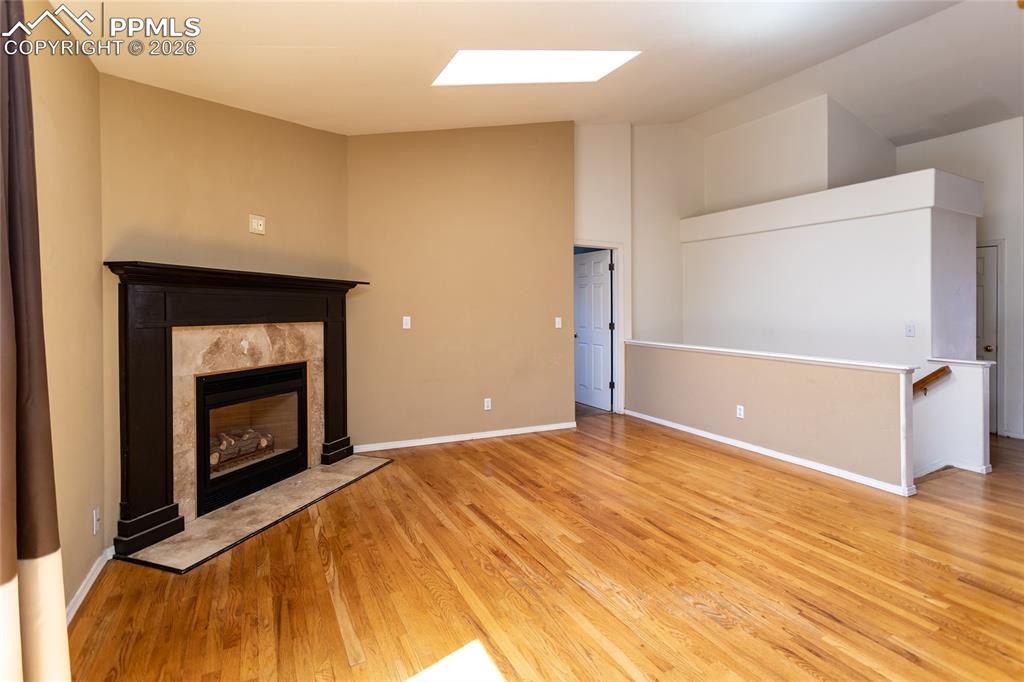 Image 17 of 48: Living Room