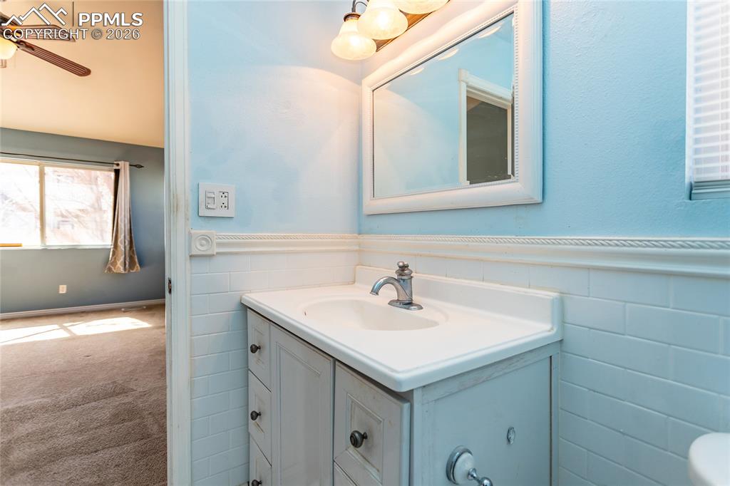 Image 24 of 48: Master Bathroom