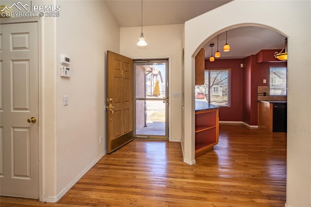 Image 4 of 48: Entry