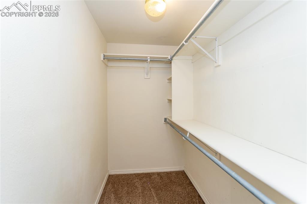 Image 42 of 48: Closet