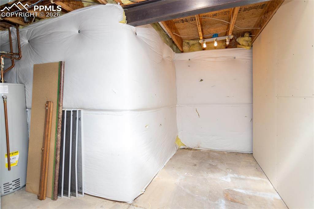 Image 43 of 48: Storage