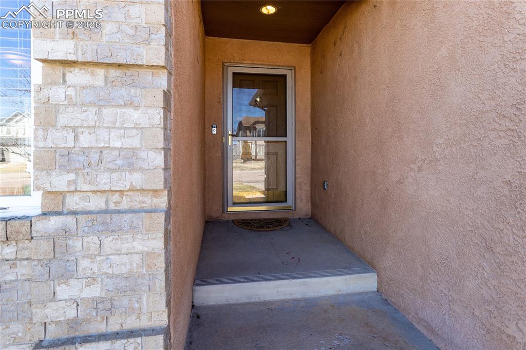 Image 5 of 48: Entry