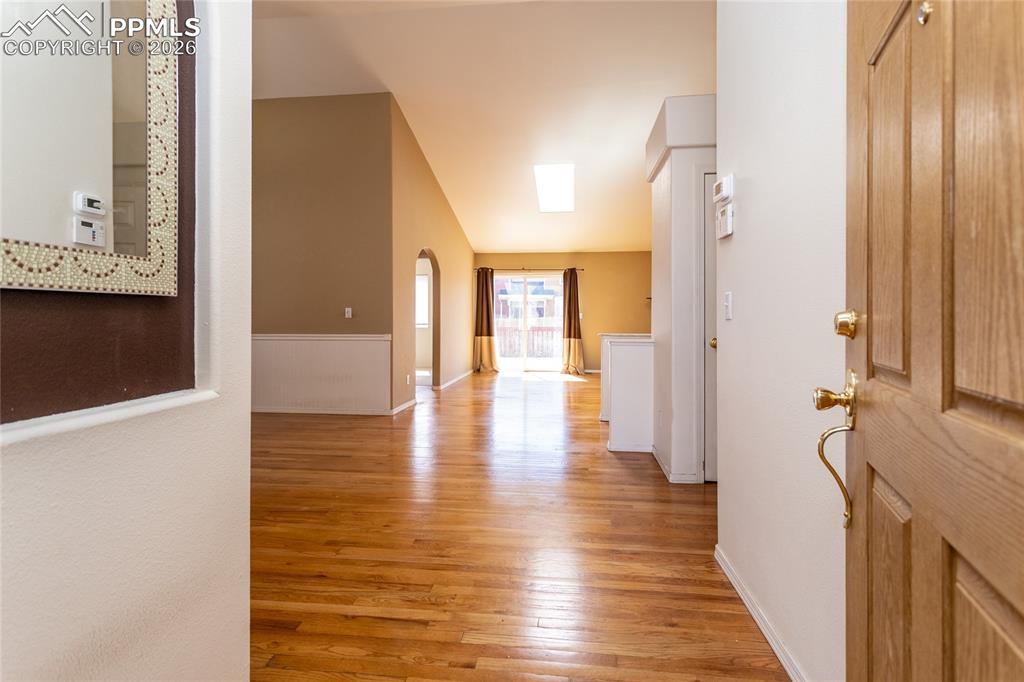 Image 6 of 48: Entry