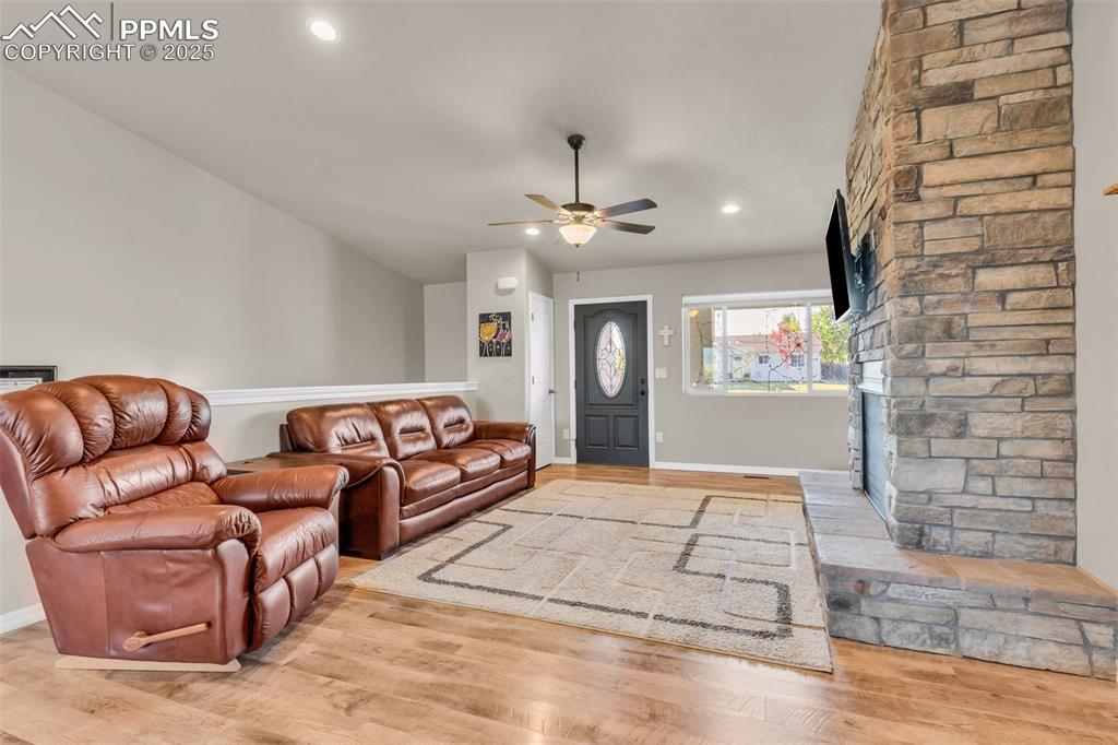 Image 8 of 37: Living Room