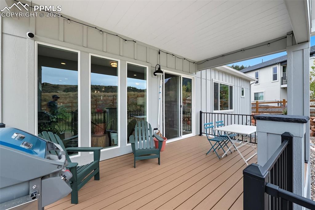 Image 13 of 47: Deck