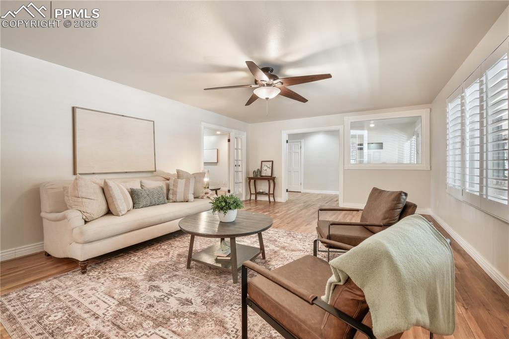 Image 16 of 50: Living Room