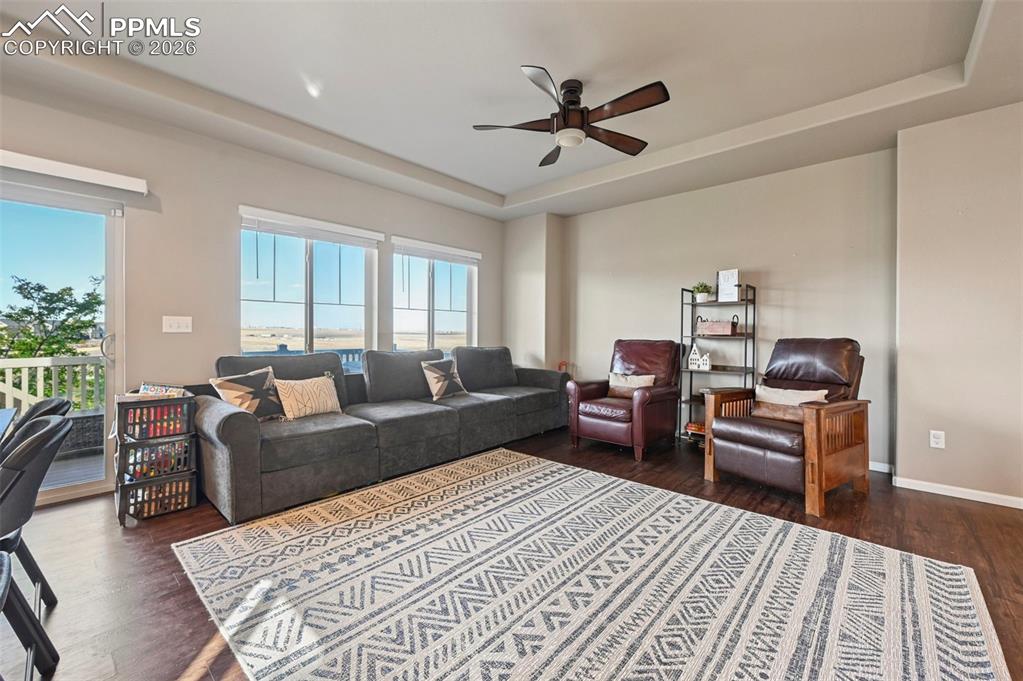 Image 11 of 41: Living Room