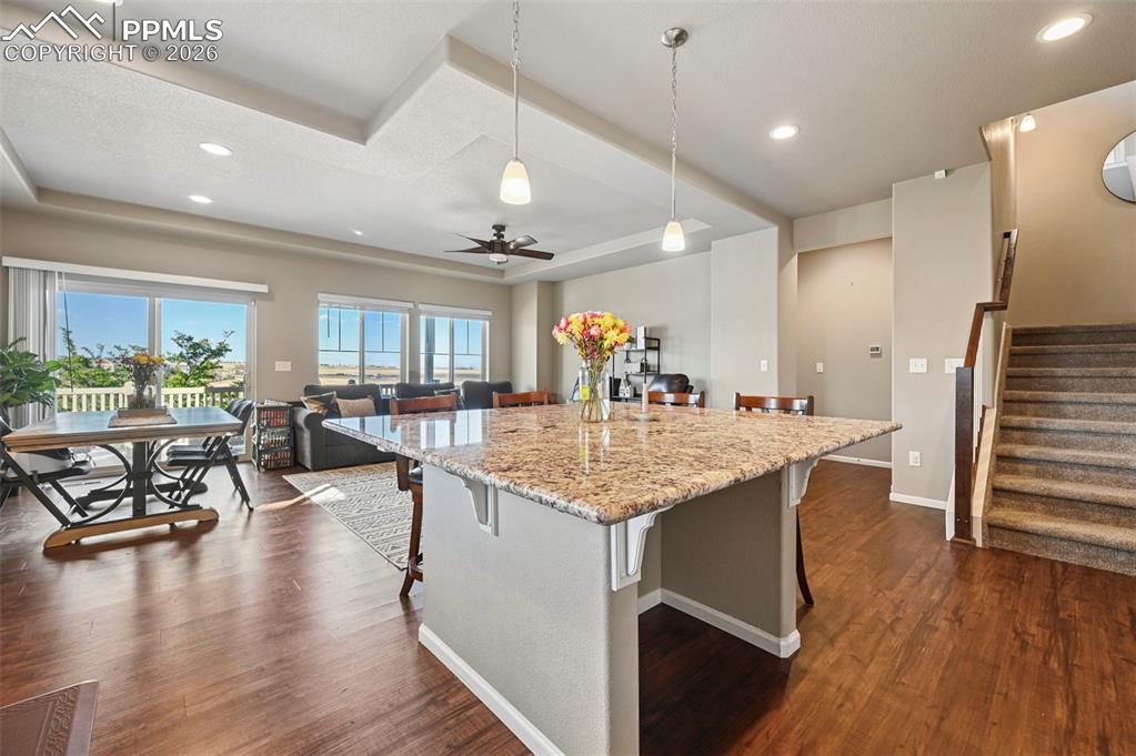 Image 9 of 41: Kitchen