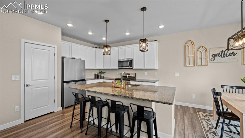 Image 11 of 44: Kitchen