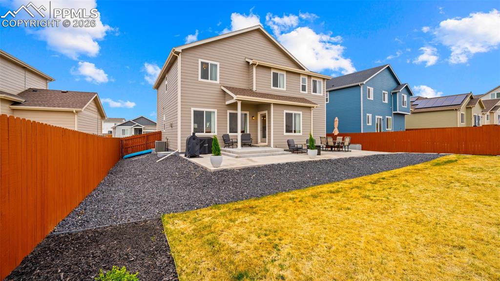 Image 34 of 44: Back of Structure