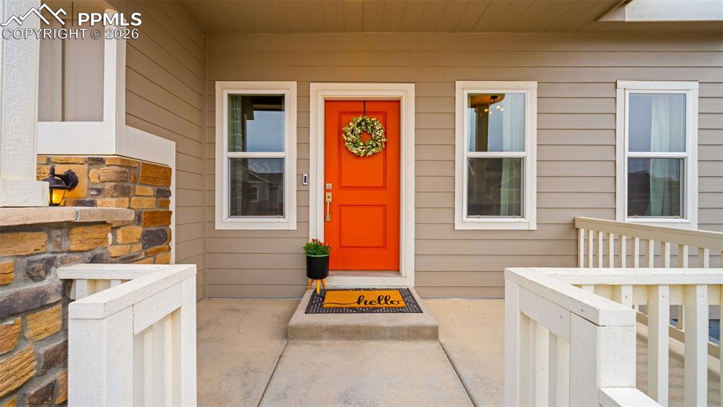 Image 4 of 44: Entry