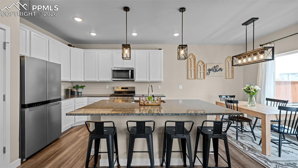 Image 9 of 44: Kitchen