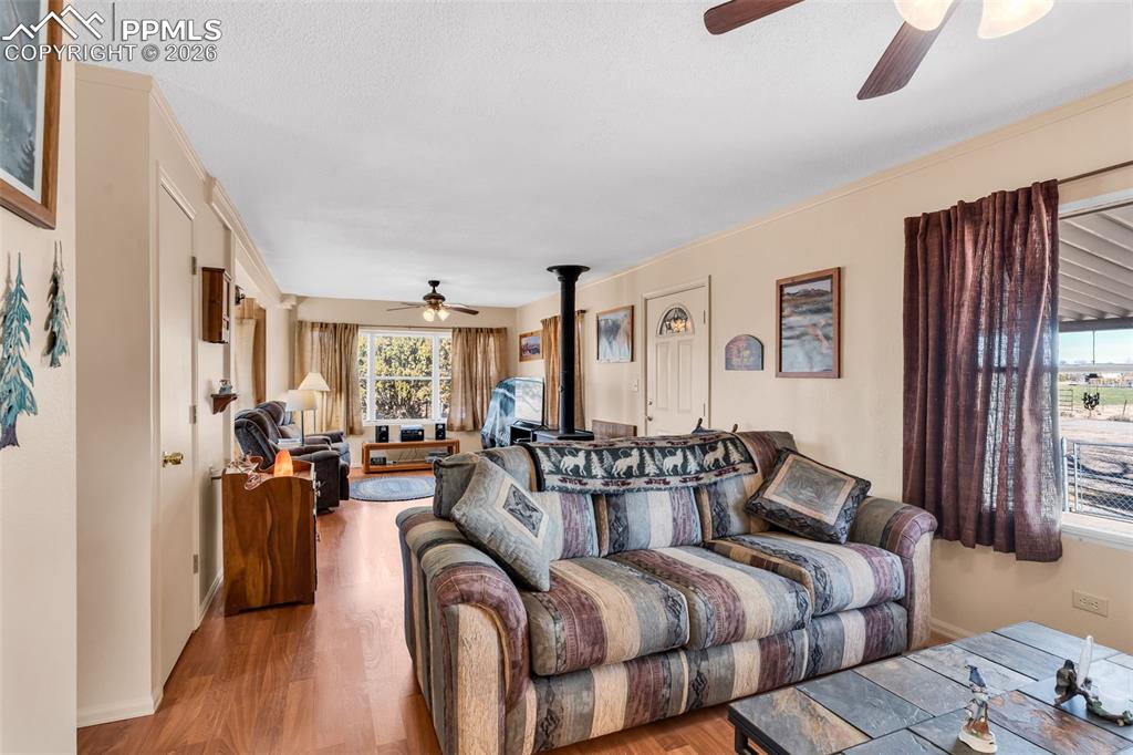 Image 12 of 44: Living Room