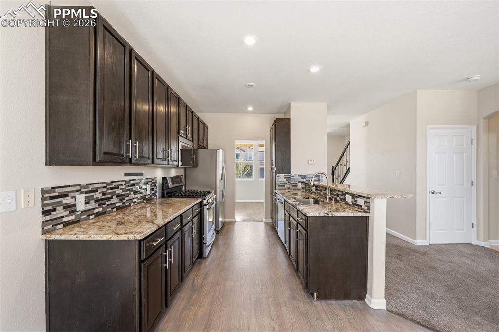 Image 11 of 38: Kitchen