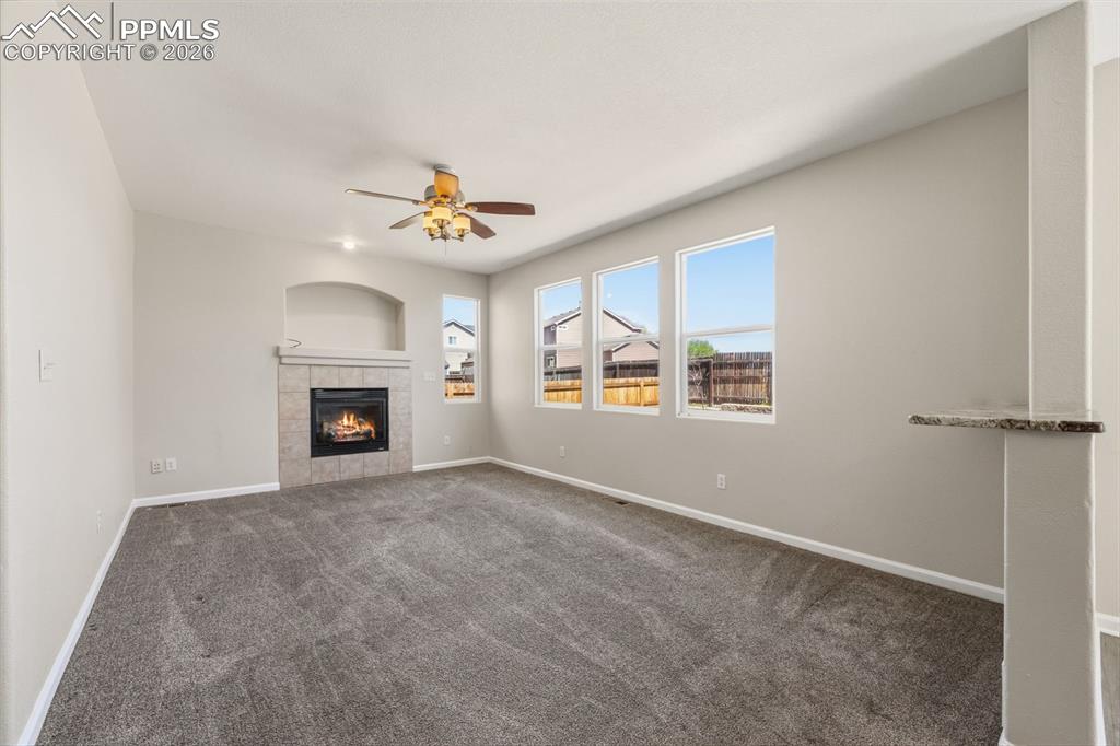 Image 8 of 38: Entry