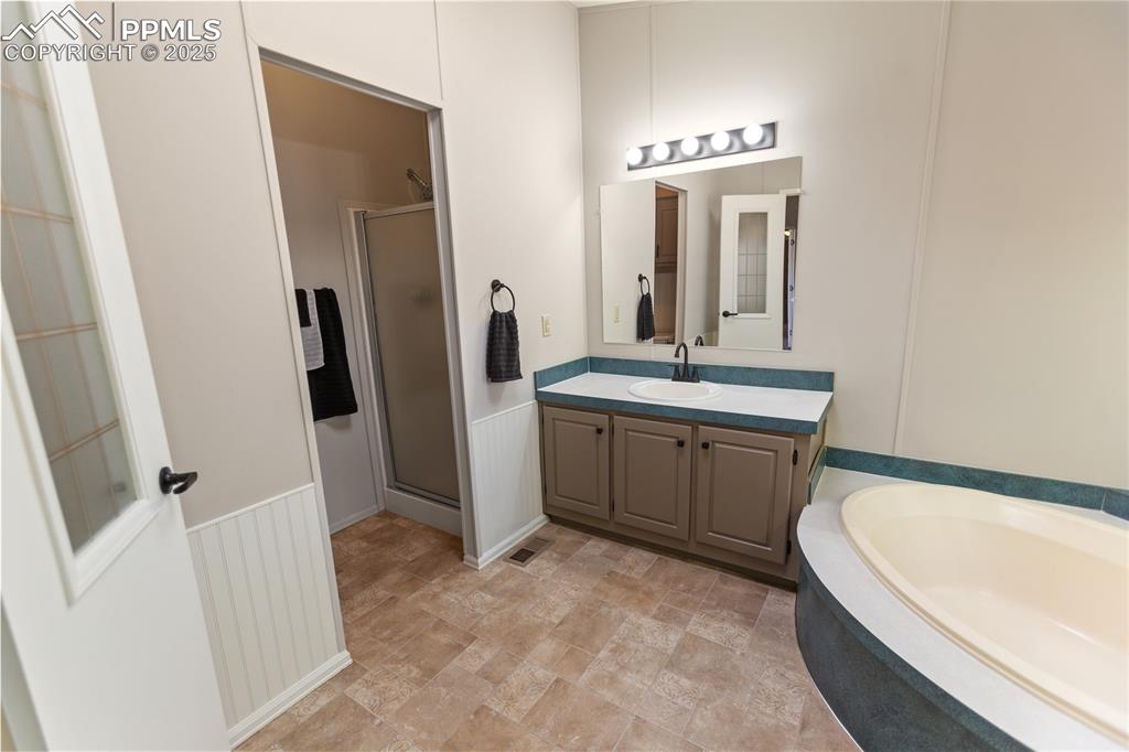 Image 15 of 49: Master Bathroom