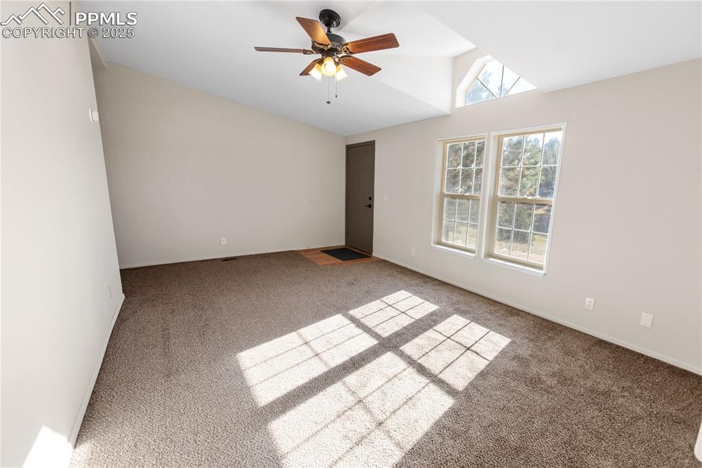 Image 34 of 49: Living Room