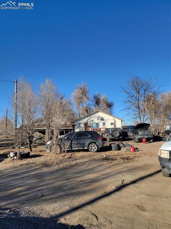 Image 8 of 8: Community