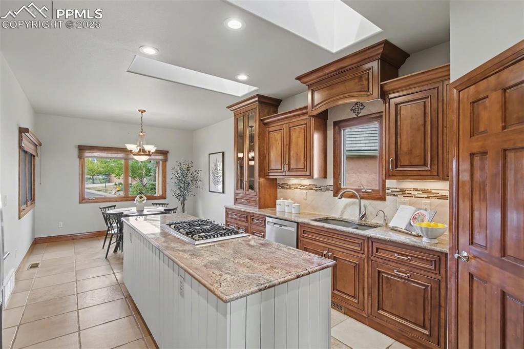 Image 12 of 44: No Description Available