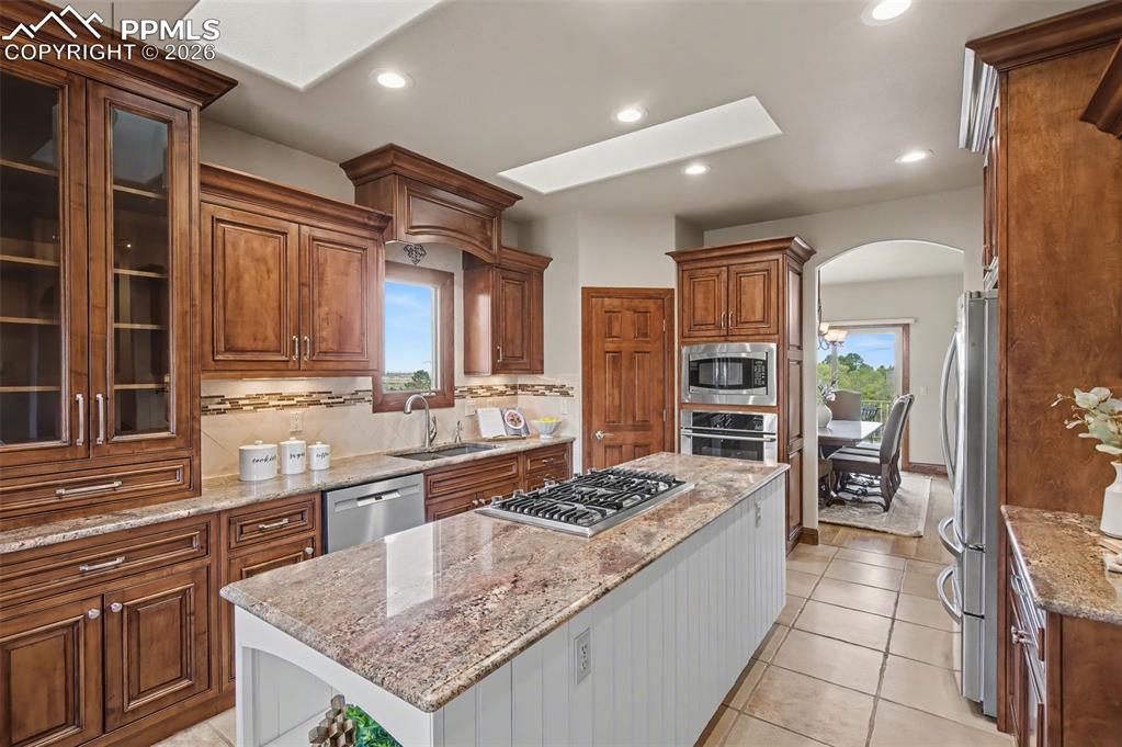 Image 5 of 44: No Description Available