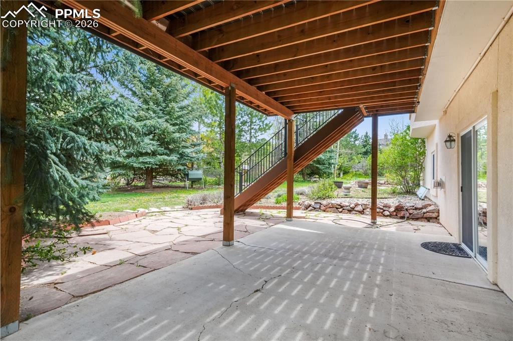 Image 44 of 50: Patio