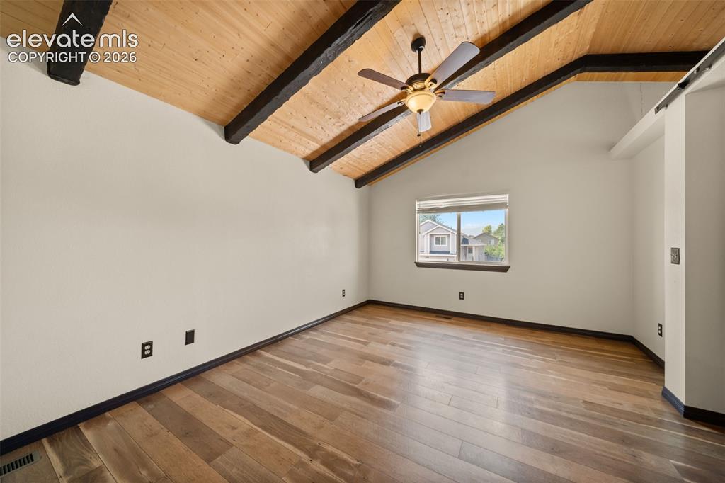 Image 18 of 48: Master Bedroom