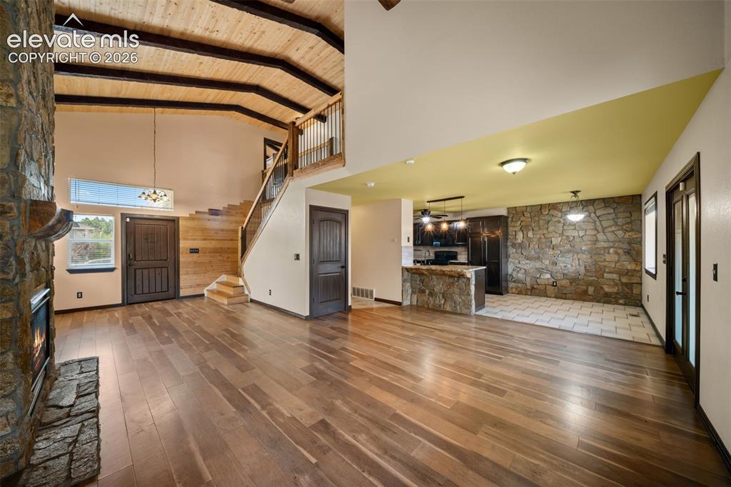 Image 8 of 48: Living Room